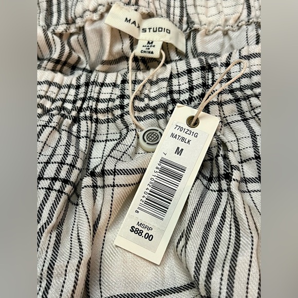 MAX STUDIO Over the Shoulder NWT Black Plaid Top Long Sleeve Ties Romantic Med - Picture 7 of 16